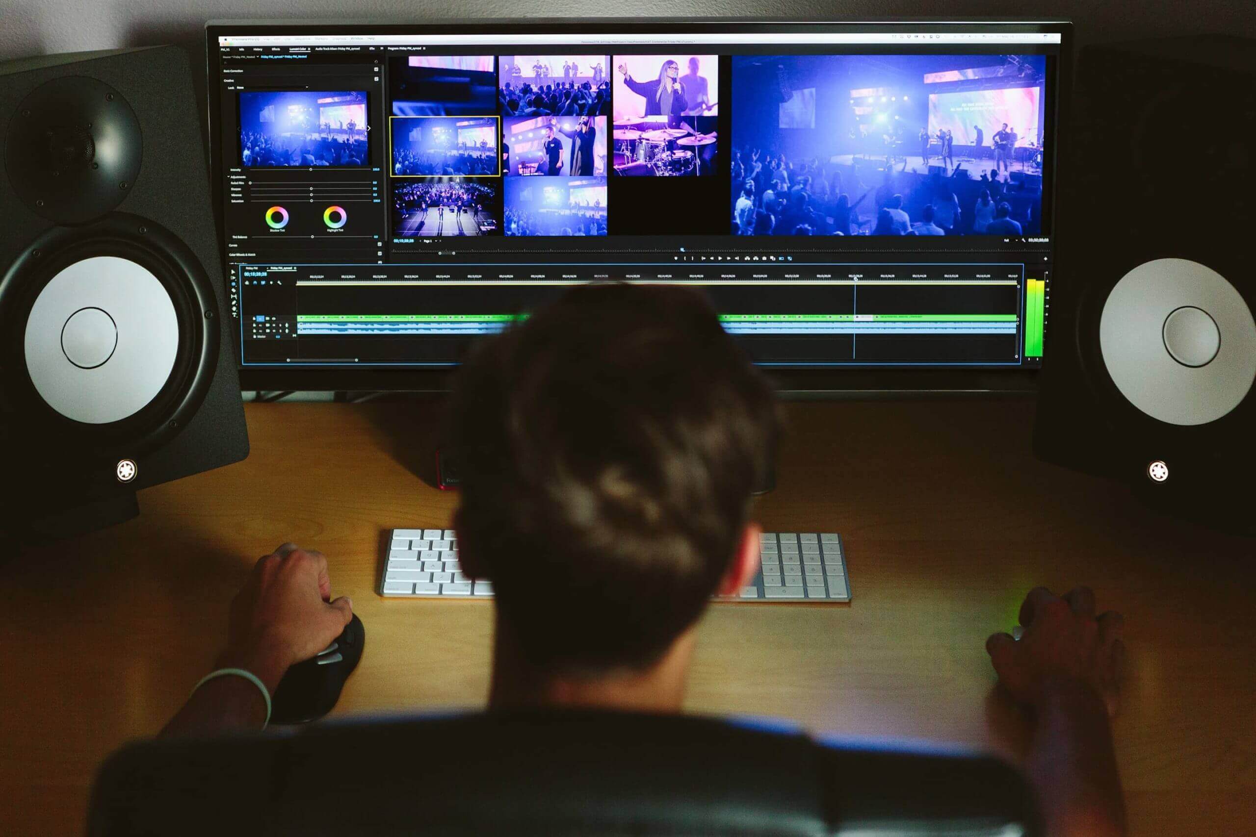 post-production-professional-editing-timeline-scaled línea de tiempo de edición profesional de postproducción